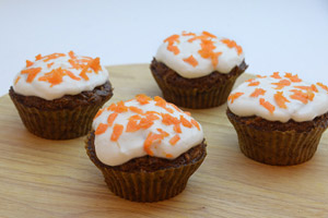 Carrot cupcakes integrali con crema allo zenzero